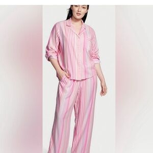 NWT Victories Secret Pink & White Striped Women's Pajama Set, Size XL